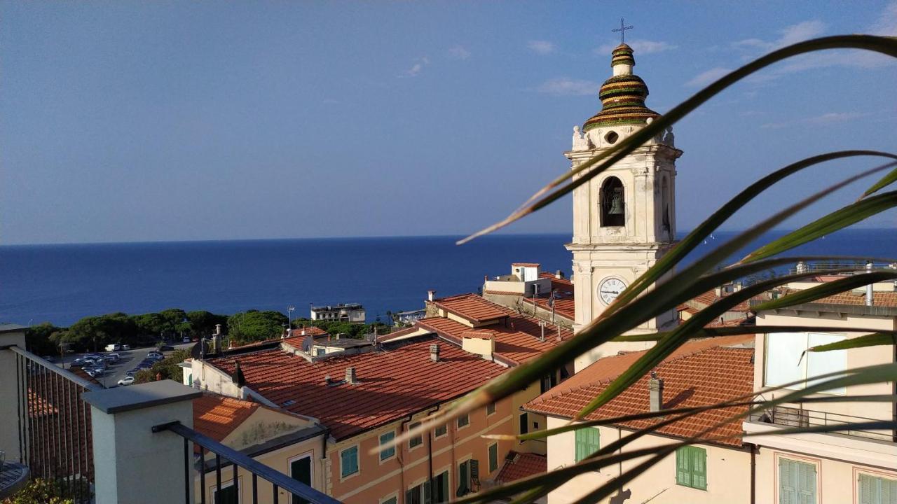 La Terrazza Bed & Breakfast Бордихера Екстериор снимка