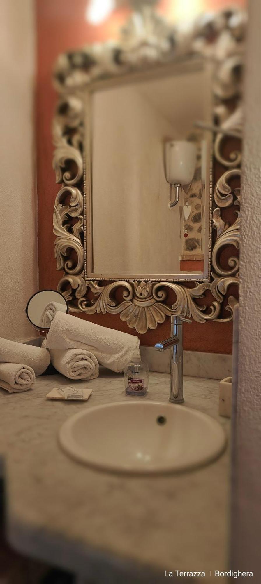 La Terrazza Bed & Breakfast Бордихера Екстериор снимка